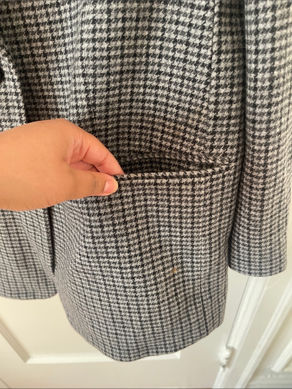 Everlane Oversized Houndstooth Wool Blazer - Picture 10 of 13